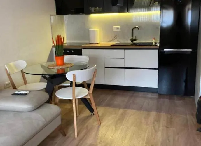 شقة Lovely Loft 1-bedroom In The Heart Of