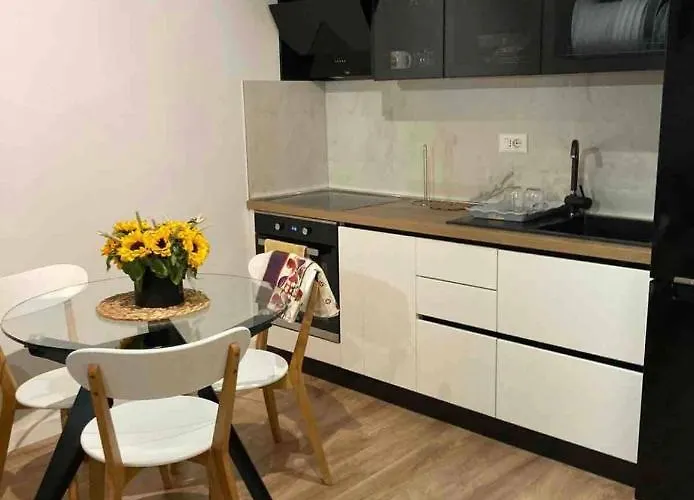 Lejlighed Lovely Loft 1-bedroom In The Heart Of *