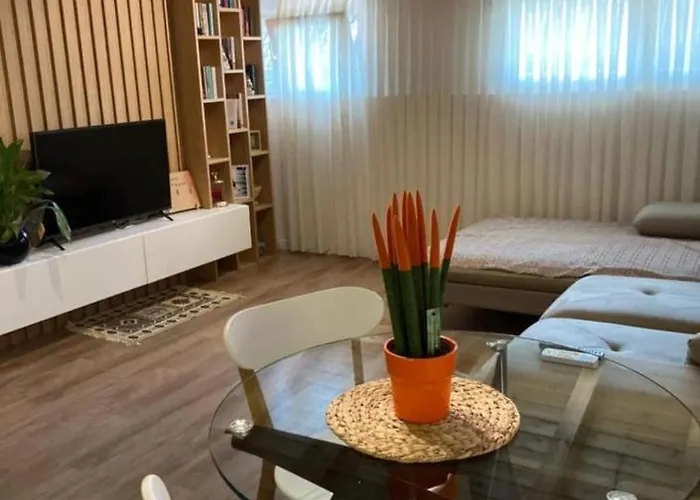 Lovely Loft 1-bedroom In The Heart Of *